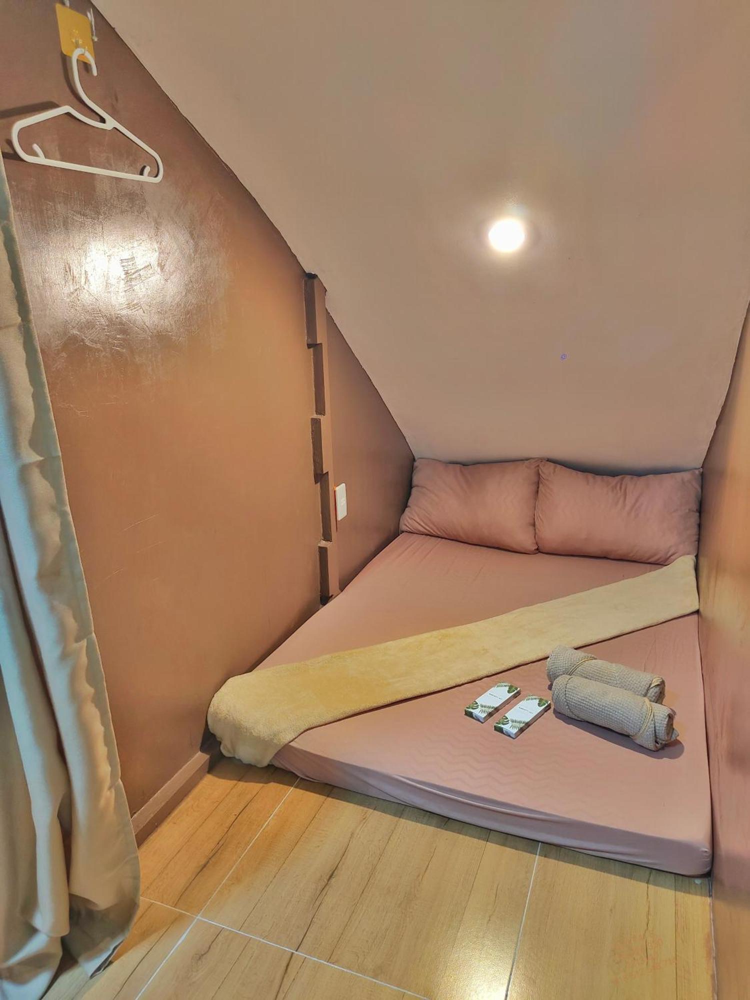 Mactan Airport Hostel At Aashvi Cozy Cabin Lapu-Lapu City Kültér fotó